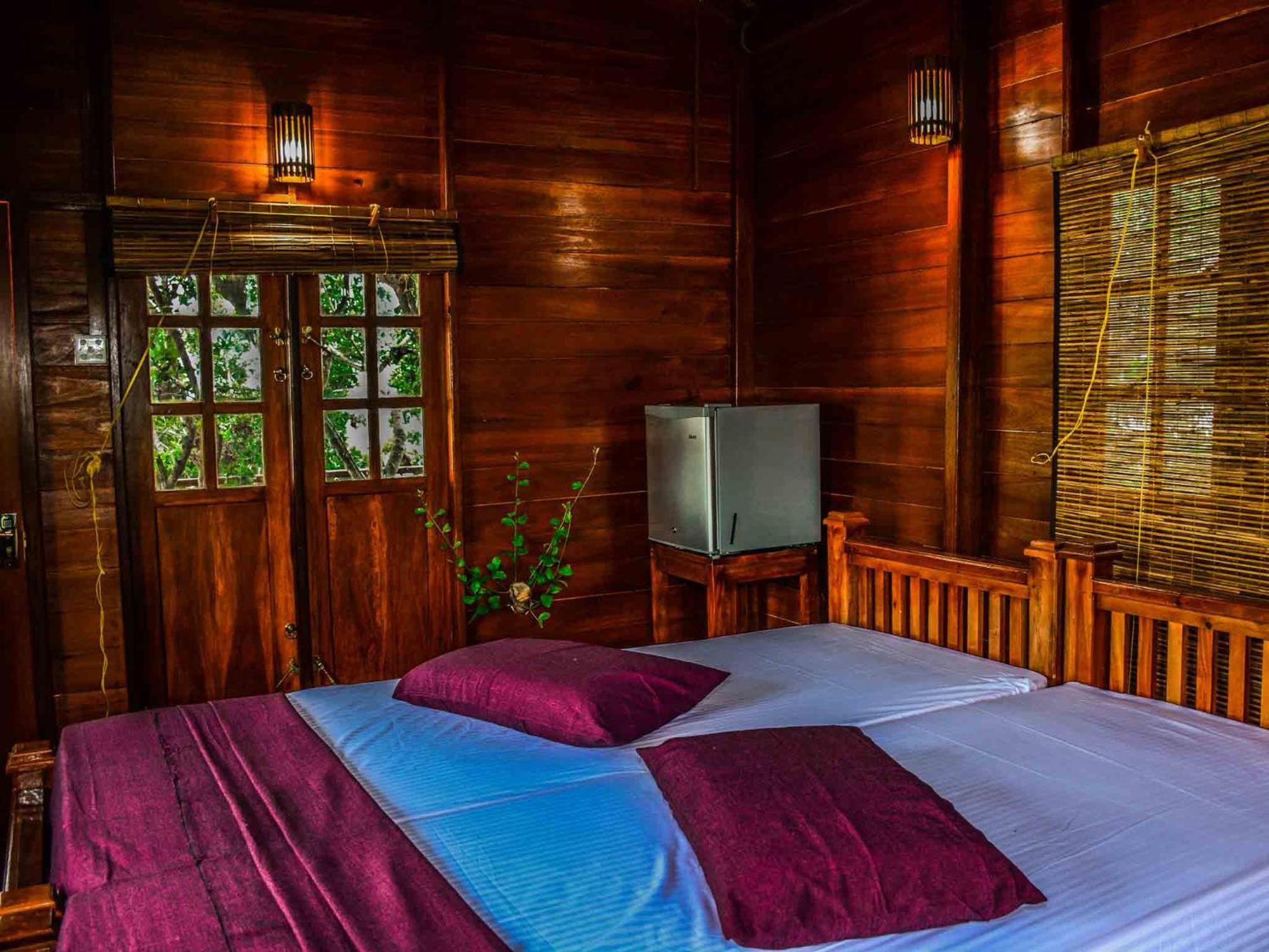 Lake Villa Resort Tissamaharama Eksteriør billede